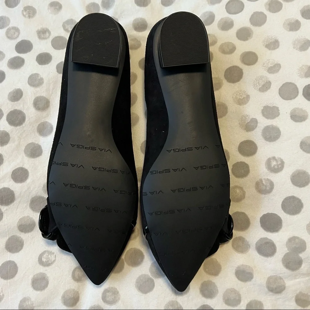 NWT Via Spiga Deandra Black Suede Buckle Pointy Toe Shoes Size 5.5